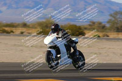 media/Jan-19-2023-Racers Edge (Thu) [[69d0b4dc55]]/B Group/Session 5 (Turn 3 Exit Pans)/